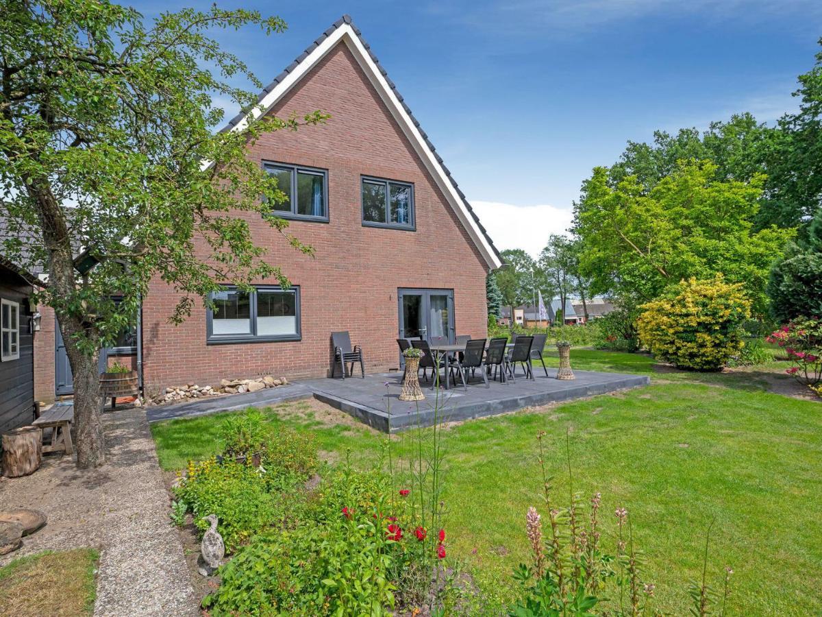Charming Villa In Lemele With A Nice Garden Eksteriør billede